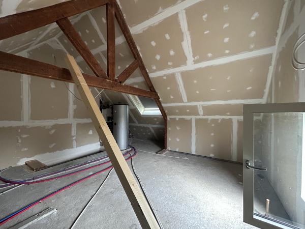 Totaalproject zolder Waregem, Totale zolderinrichting te Waregem, Maatmeubilair Waregem, Oostrozebeke, Tielt, Vichte, Avelgem, Wielsbeke, Deinze, Nazareth, Maatkasten Waregem, Deinze, Schrijnwerker Waregem, Deinze, Wakken