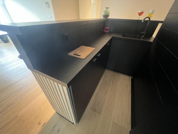 Bar op maat te Waregem, Maatwerk Waregem, Schrijnwerk Waregem, Maatmeubilair Waregen, Zulte, Deerlijk, Oostrozebeke, Nazareth, Deinze, Olsene, Kruisem, Gent, Schrijnwerker Waregem, Deinze, Zulte, Nazareth, Kruisem, Oostrozebeke, Vichte, Harelbeke, Tiegem, Ingooigem, Avelgem