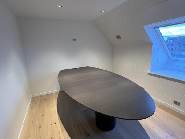 Vergaderzaal maken kantoor te Waregem, Afwerkingsbedrijf te Waregem, Schrijnwerk Waregem, Schrijnwerk Kruisem, Schrijnwerk Vichte, Schrijnwerk Nazareth, Schrijnwerk Deinze, Afwerkingsbedrijf Deinze, Afwerkingsbedrijf Zulte, Valse wanden, schilderwerken Waregem, gyprocwerken Waregem