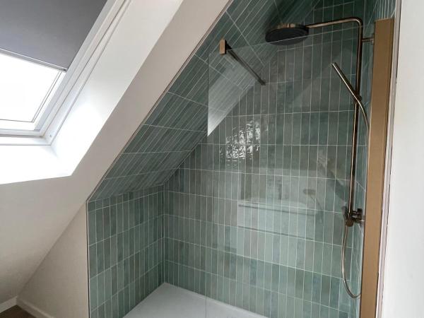 Vloerwerken Waregem, tegelwerken Waregem, zulte, Gent, Destelbergen, Sint-Amandsberg, Desselgem, Harelbeke, Anzegem, Vichte, Ingooigem, Nazareth, Deinze, Wakken, Dentergem, Oostrozebeke, Marke, Kortrijk, Laminaat Waregem, Zulte, Wielsbeke